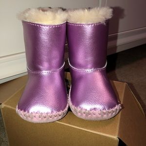 Metallic pink uggs